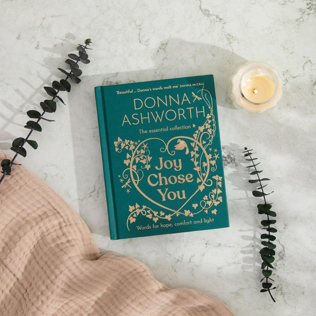Joy Chose You: Words for Hope, Comfort and Light by Donna Ashworth - skihosevxJoy Chose You: Words for Hope, Comfort and Light by Donna AshworthBlink PublishingskihosevxskihosevxSNG22183Blink Publishing